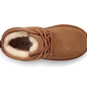 Ugg sheepskin Neumel Chukka tan kids shoes